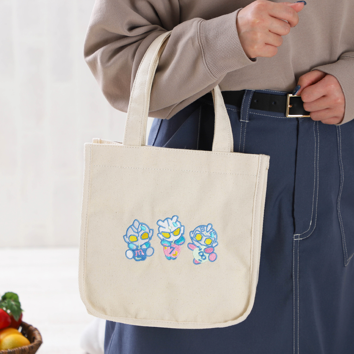 M78ウルトラマン 刺繍ミニトートバッグ FRUIT 47813 《ウルトラマンSHOP限定》